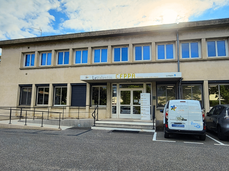 photo du CFPPA de valentin à Bourg les valence.